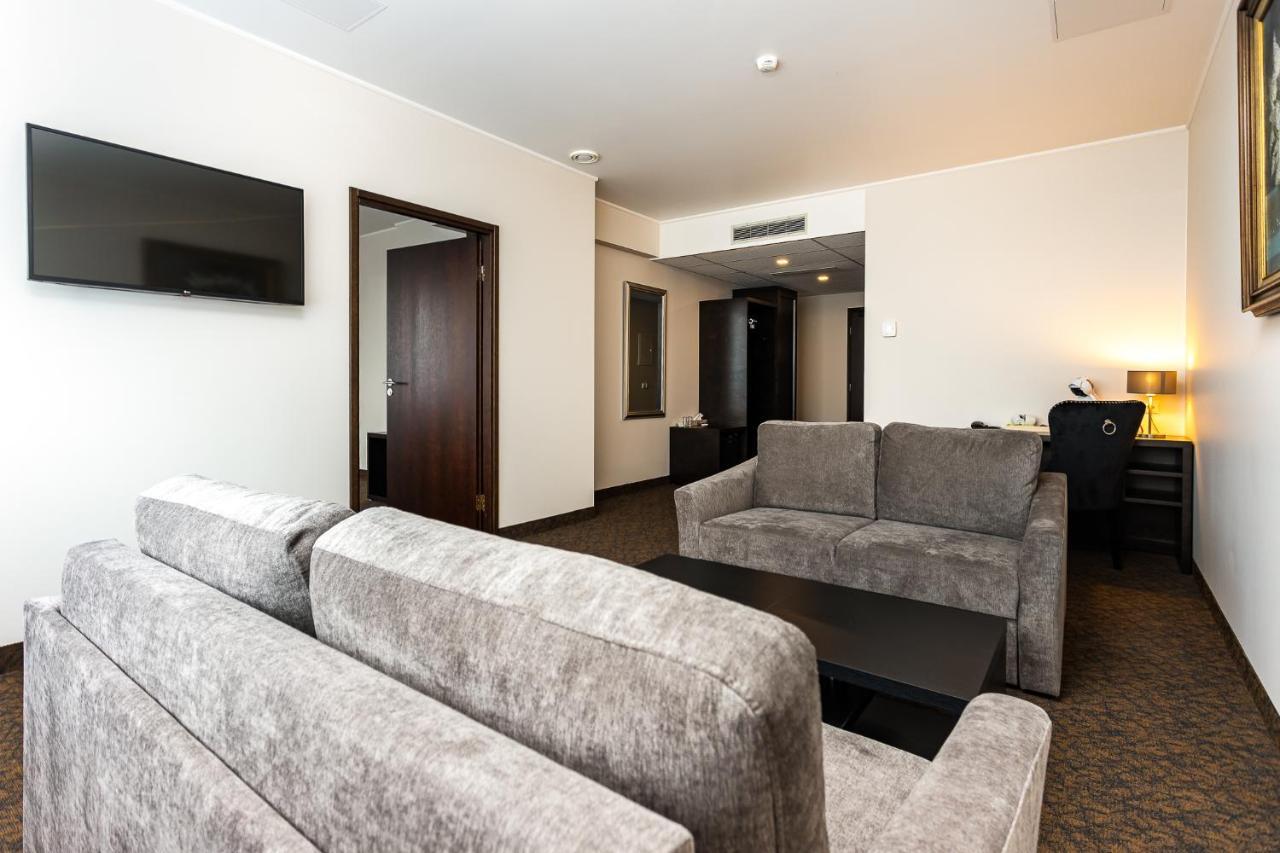 Adoryal Hotell Tallinn Luaran gambar