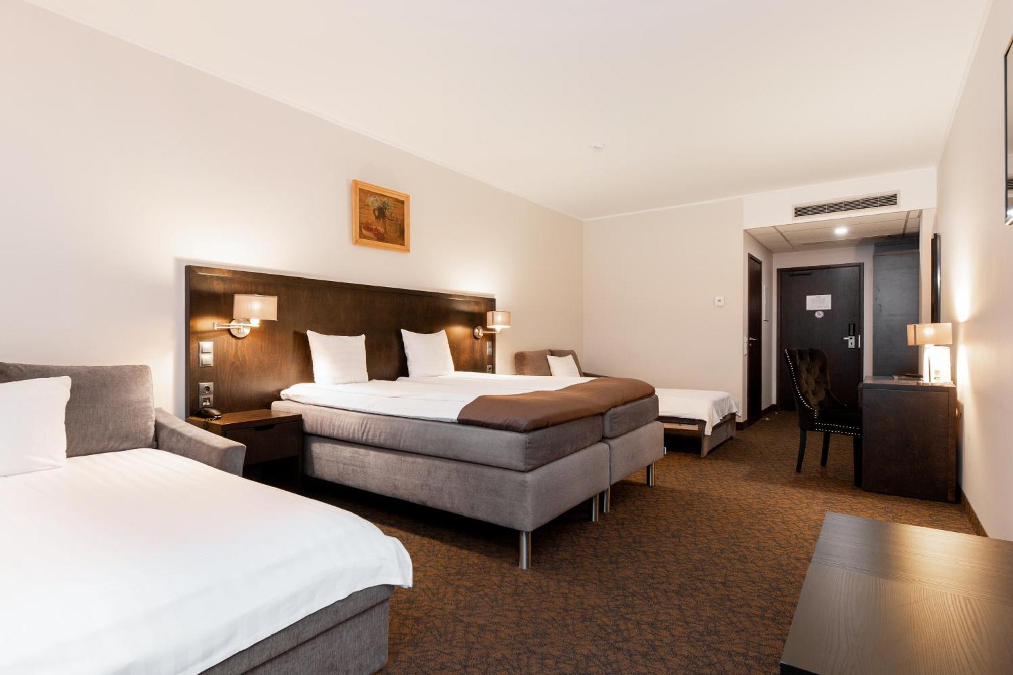 Adoryal Hotell Tallinn Luaran gambar