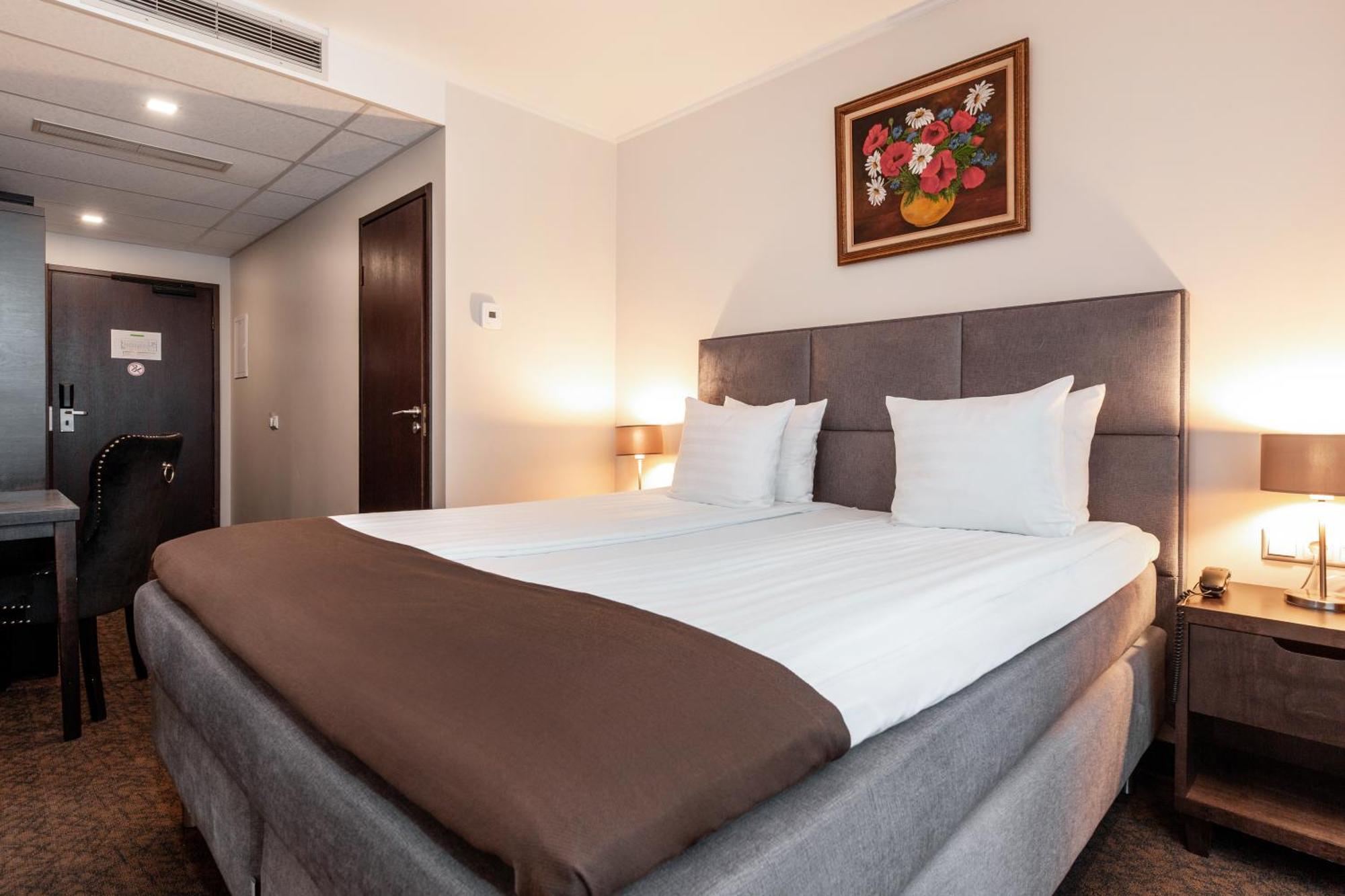Adoryal Hotell Tallinn Luaran gambar